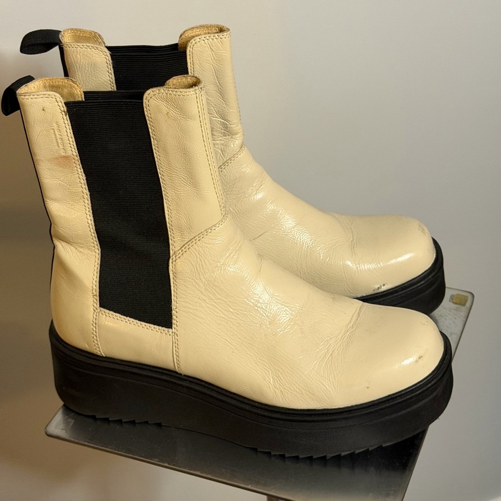 Vagabond Shoemakers Chelsea Boots - Picture 3 of 8